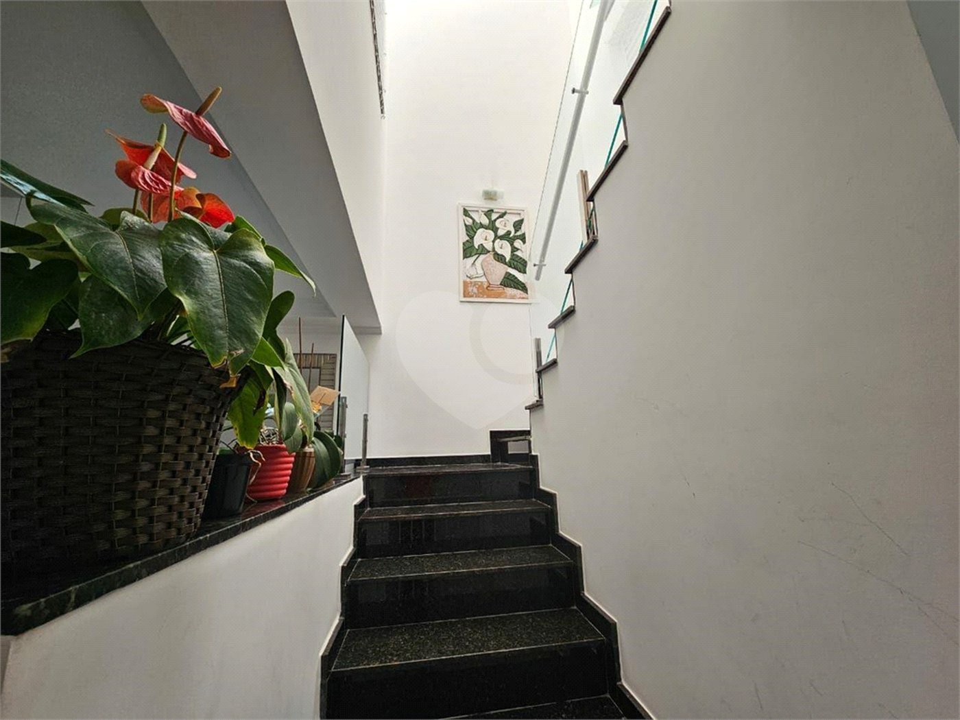 Casa à venda com 3 suítes em Vila Carrão, São Paulo, SP