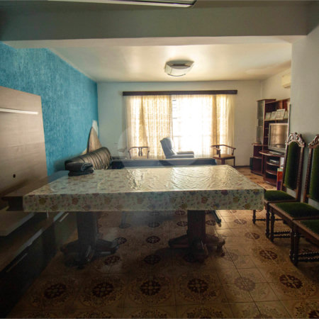 Casa à venda com 3 quartos, sendo 1 suíte, em Vila Junqueira, São Roque, SP