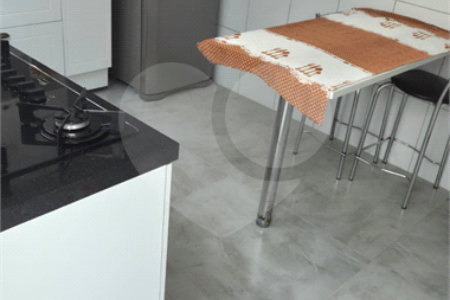 Casa à venda com 2 quartos no condomínio Residencial Vila da Paz, Mogi das Cruzes - SP