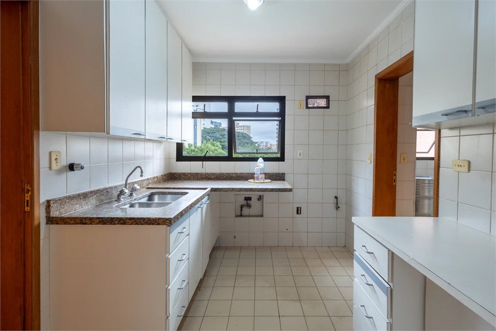 Apartamento à venda com 4 quartos, sendo 3 suítes, em Jardim Monte Kemel, São Paulo, SP
