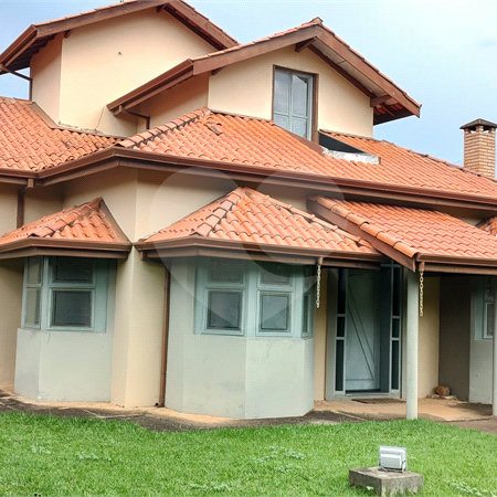 Casa à venda ou para alugar com 3 suítes no condomínio Campos de Santo Antonio I, Itu - SP