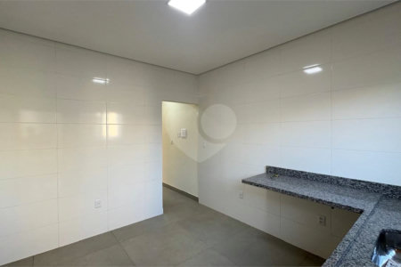 Casa de Vila à venda com 2 suítes em Jardim São Paulo, Sorocaba, SP