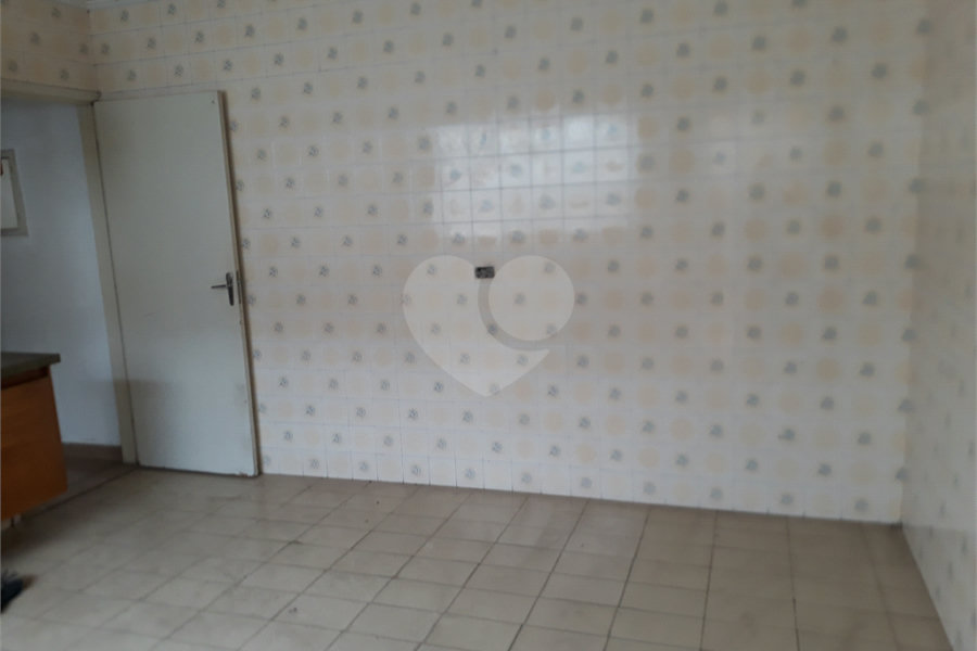 Sobrado à venda com 3 quartos, sendo 1 suíte, em Tremembé, São Paulo, SP