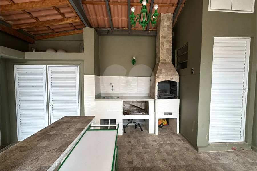 Sobrado à venda com 3 quartos em Santana, São Paulo, SP