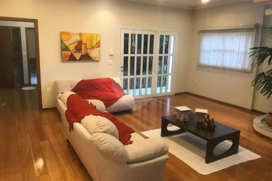Casa à venda com 3 quartos, sendo 1 suíte, em Limão, São Paulo, SP