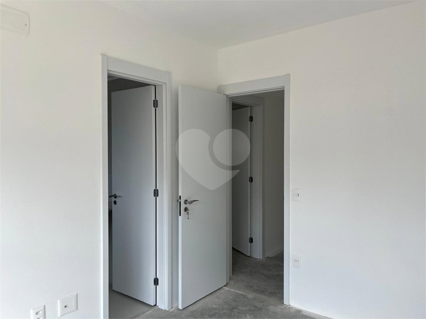 Apartamento à venda com 3 suítes em Paraíso, São Paulo, SP