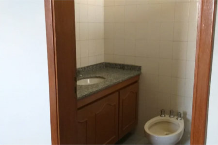 Apartamento à venda com 4 quartos, sendo 2 suítes,  em Jardim Trussardi, São Paulo, SP