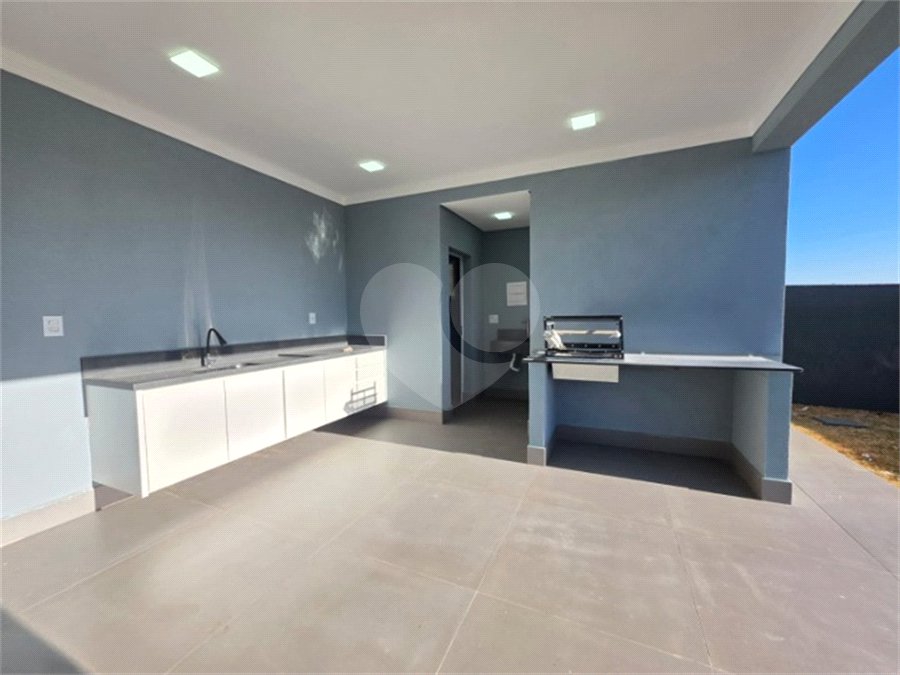 Casa à venda com 3 suítes em Marambaia, Vinhedo, SP