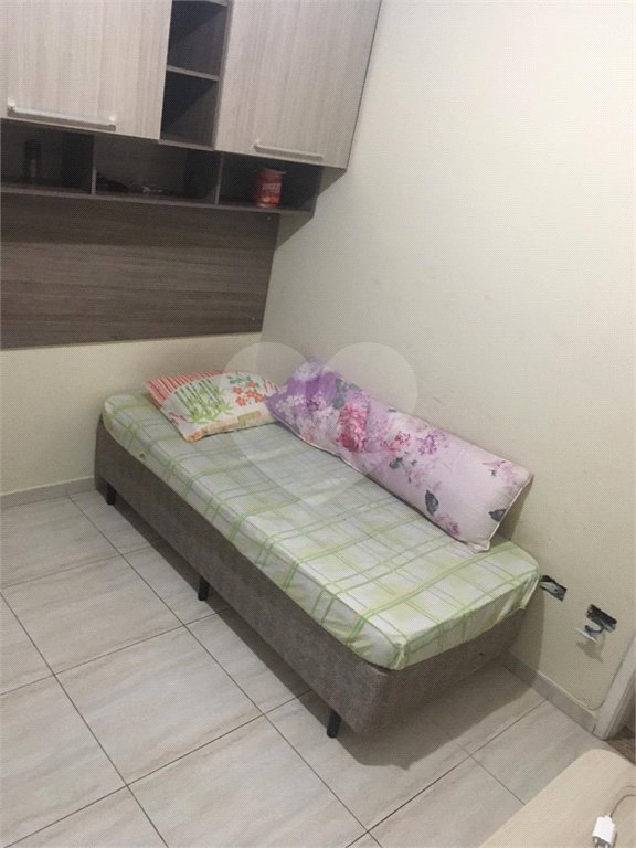 Sobrado à venda com 3 quartos, sendo 1 suíte, em Jardim Ana Rosa, São Paulo, SP