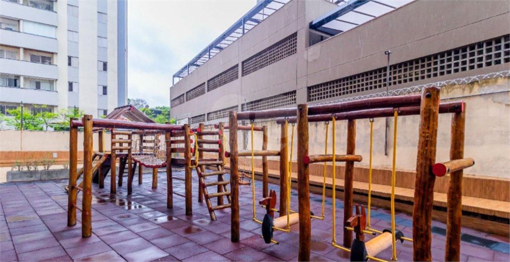Apartamento na Região do Ipiranga à 8 Minutos do Metrô com 2 Dormitórios .