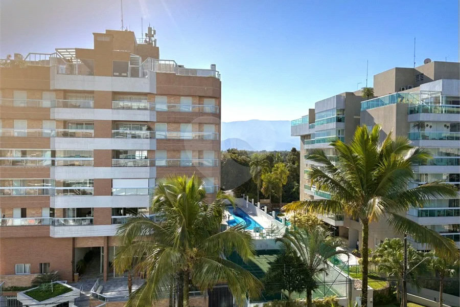 Apartamento à venda com 3 quartos, sendo 2 suítes, em Riviera de São Lourenço, Bertioga, SP