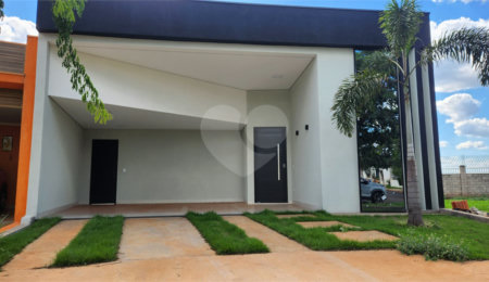 Casa à venda com 3 quartos, sendo 1 suíte,  em Parque Atlanta, Araraquara, SP