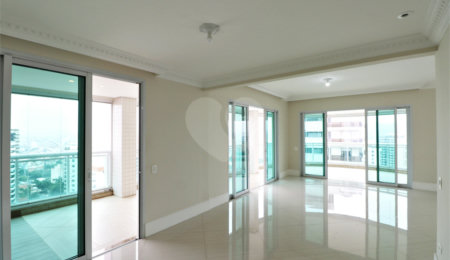 Apartamento à venda com 4 quartos, sendo 3 suítes, em Santana, São Paulo, SP