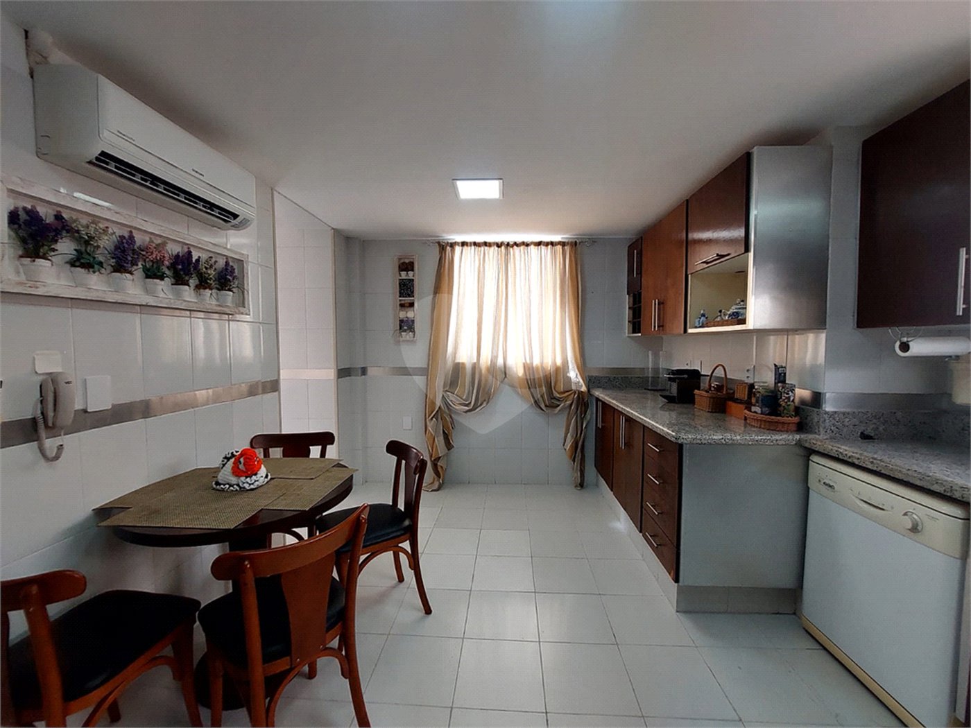 Cobertura à venda com 3 quartos, sendo 2 suítes, em Copacabana, Rio de Janeiro, RJ