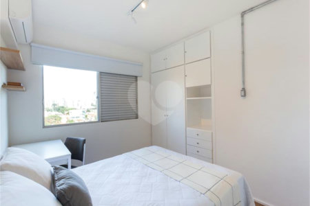 Apartamento à venda com 4 quartos, sendo 1 suíte, em Vila Olímpia, São Paulo, SP