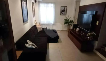 Casa à venda com 3 quartos, sendo 1 suíte,  no condomínio Jardim das Palmas, São Paulo - SP
