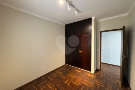 Imóvel comercial á venda, com 766m2 de terreno, em São Carlos-SP