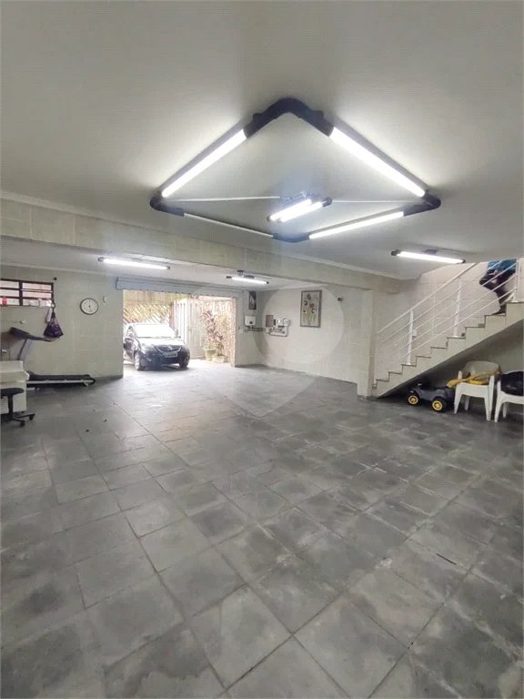 Casa com 300m² , 4 dormitórios , sendo 2 suítes , 5 vagas , à venda no bairro Curuçá , em Santo André.