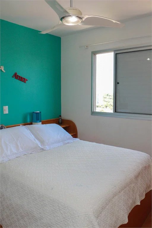 Apartamento à venda com 3 quartos, sendo 1 suíte,  em Vila Gomes, São Paulo, SP