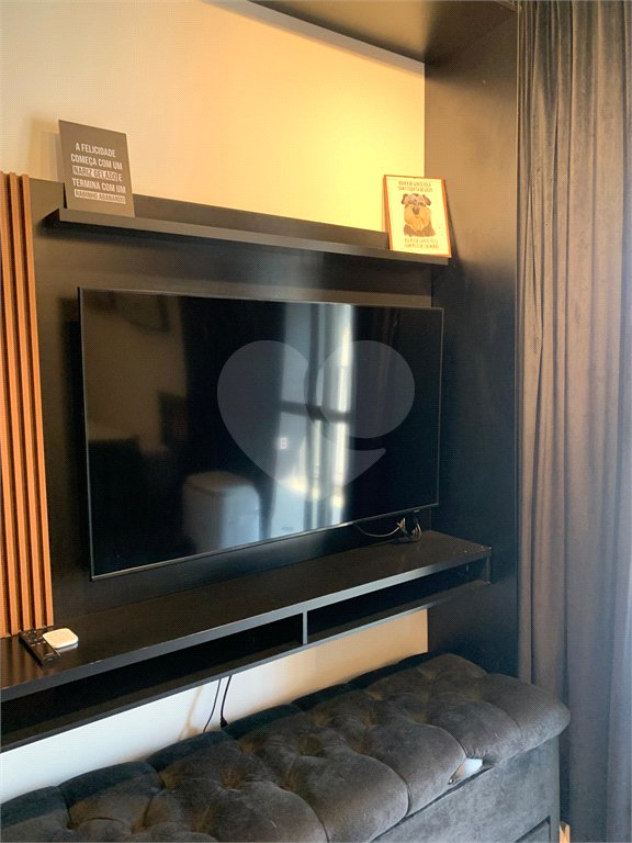 Apartamento à venda ou para alugar com 1 suíte em Cerqueira César, São Paulo, SP