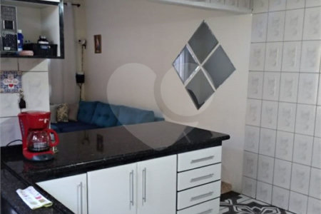 Casa à venda com 4 quartos, sendo 1 suíte, em Cidade Kemel, Poá, SP
