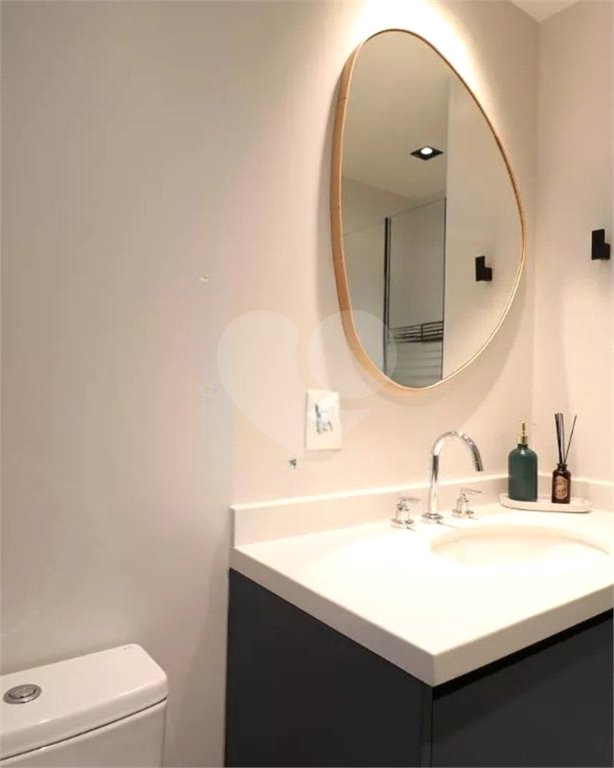 Apartamento à venda com 4 quartos, sendo 2 suítes,  em Vila Anastácio, São Paulo, SP