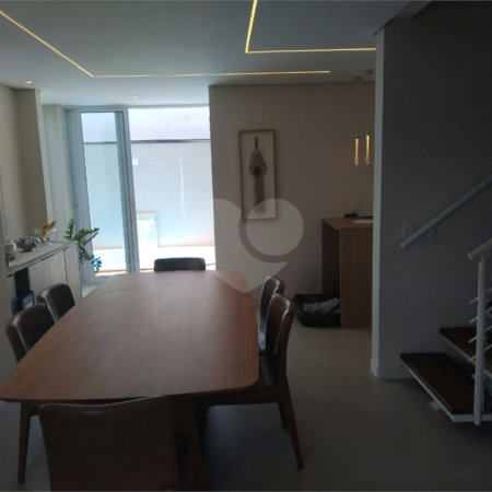 Casa à venda com 4 quartos, sendo 1 suíte,  no condomínio Vivaldi, Mogi das Cruzes - SP