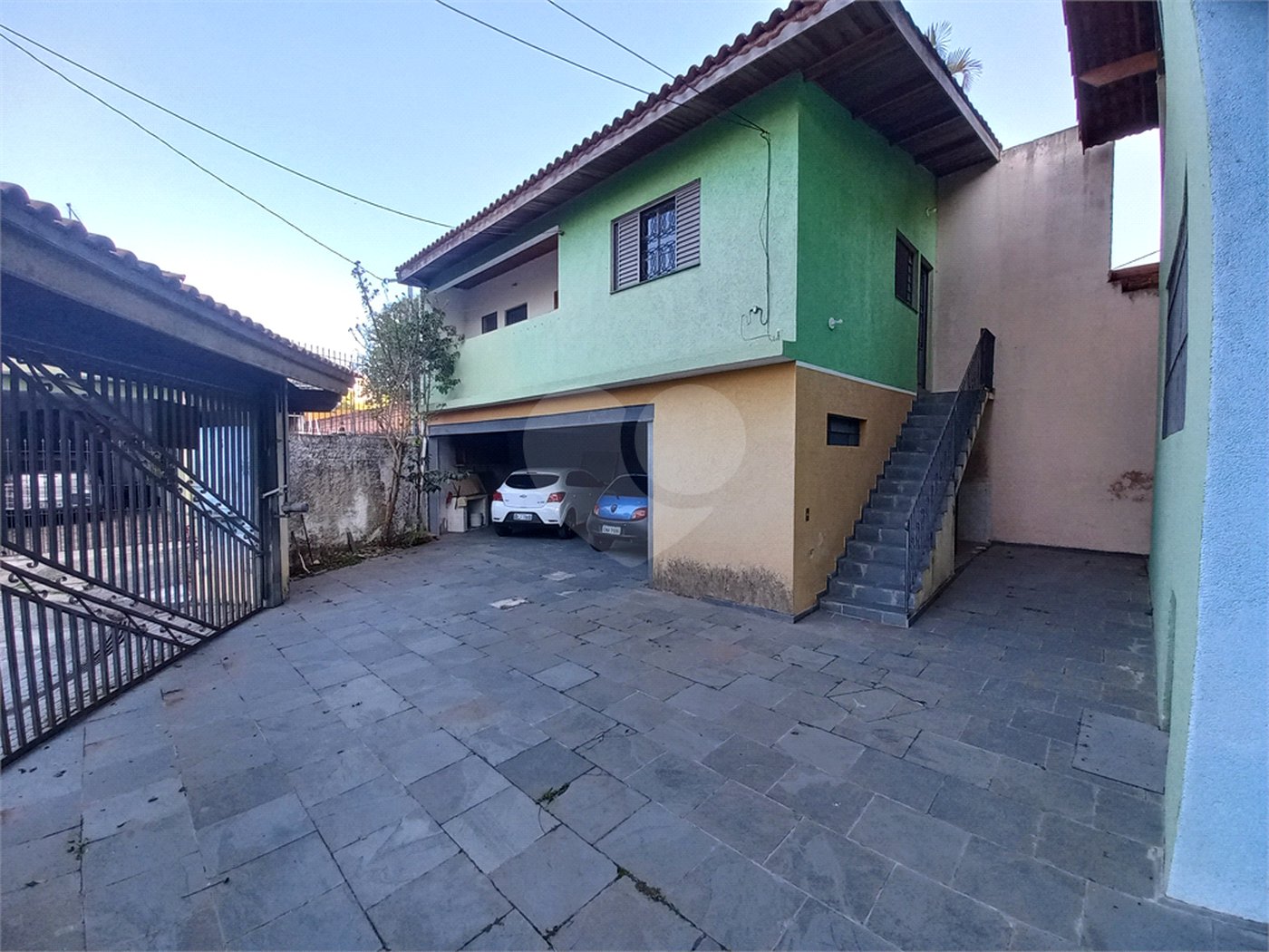 Casa à venda com 4 quartos, sendo 2 suítes,  em Parque Esmeralda, São Paulo, SP