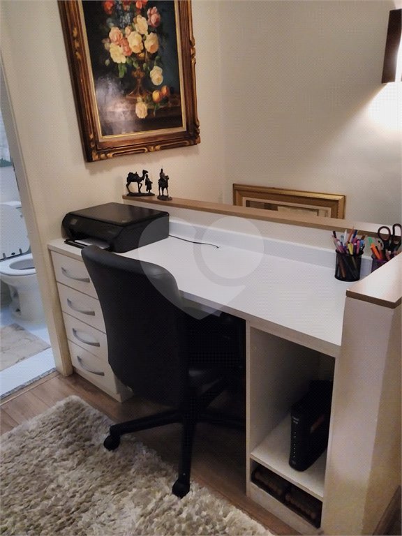 Casa à venda com 3 quartos, sendo 1 suíte, no condomínio Moradas do Horto, São Paulo - SP