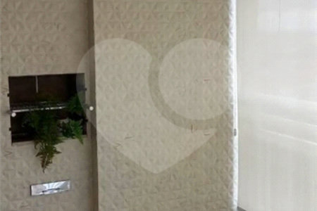 Apartamento à venda com 3 quartos, sendo 1 suíte,  em Parque Santana, Mogi das Cruzes, SP