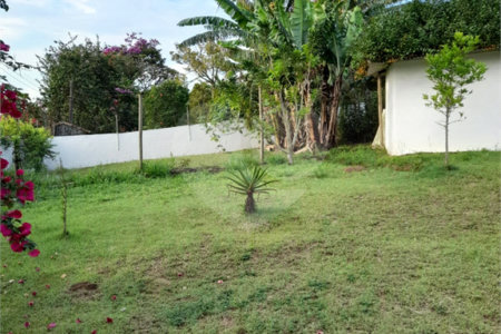 Chácara à venda com 3 suítes no Centro, Biritiba-mirim, SP
