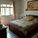 Casa à venda ou para alugar com 6 quartos, sendo 2 suítes, em Parque São George, Cotia, SP