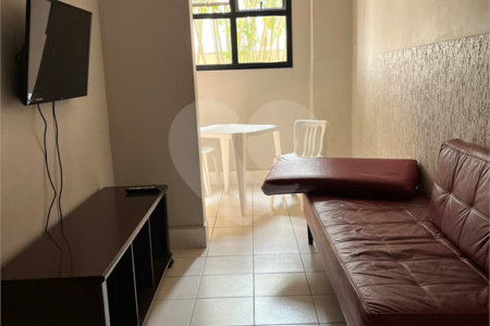 Apartamento à venda com 3 quartos, sendo 1 suíte, em Vila Regente Feijó, São Paulo, SP
