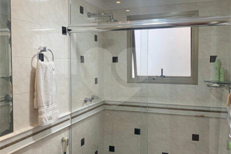 Apartamento à venda com 3 suítes em Morumbi, São Paulo, SP