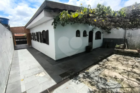 Casa à venda com 5 quartos, sendo 2 suítes, em Jardim Umarizal, São Paulo, SP
