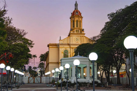 Apartamento para alugar com 2 quartos, sendo 1 suíte, em Nossa Senhora Aparecida, Itu, SP