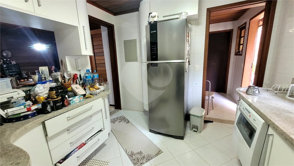 Casa à venda com 3 suítes no condomínio Sausalito, Mairiporã - SP