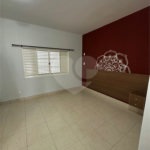 Casa à venda com 3 quartos, sendo 1 suíte, em Jardim Santa Marta, Cuiabá, MT