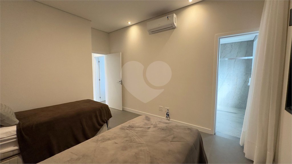 Casa à venda com 4 suítes no condomínio Parque Residencial Kurumin, Itu - SP