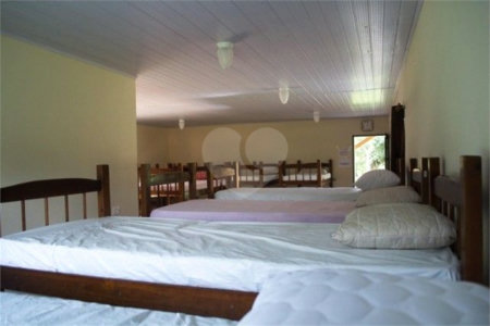 Sítio à Venda Natividade da Serra c/ 2.291,56m² Area Const. e 271.000,00m² Área Total
