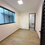 Casa à venda com 5 quartos, sendo 4 suítes, em Vila Rosália, Guarulhos, SP