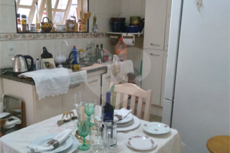 Casa à venda com 2 quartos no condomínio Eudoro Lincoln Berlinck, São Paulo - SP