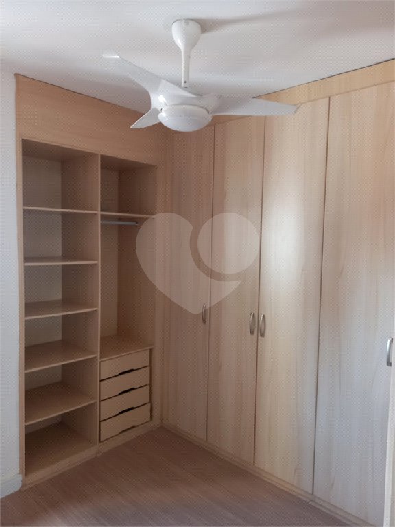 Apartamento à venda com 3 quartos, sendo 1 suíte,  em Vila Olímpia, São Paulo, SP