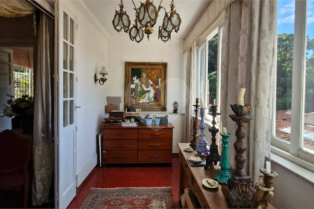 Casa à venda com 7 quartos, sendo 1 suíte, em Cosme Velho, Rio de Janeiro, RJ
