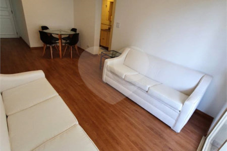 Apartamento à venda com 2 quartos em Vila Uberabinha, São Paulo, SP