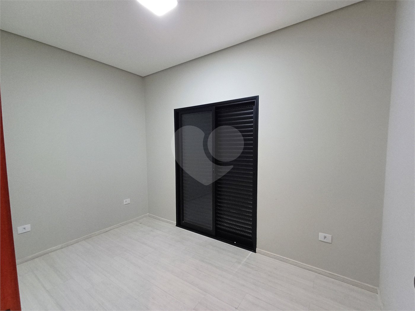 Casa à venda com 3 quartos, sendo 1 suíte,  no condomínio Ibiti Reserva, Sorocaba - SP