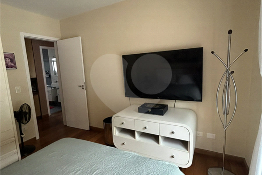 Casa à venda com 3 quartos, sendo 1 suíte, no condomínio Alpes da Cantareira, Mairiporã - SP