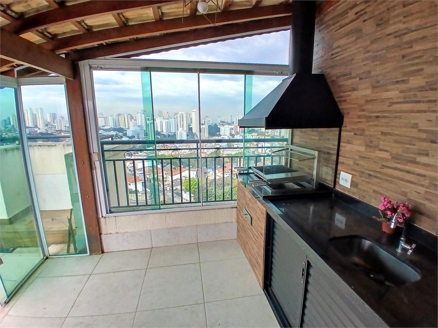 Cobertura à venda com 3 quartos, sendo 1 suíte, em Santana, São Paulo, SP