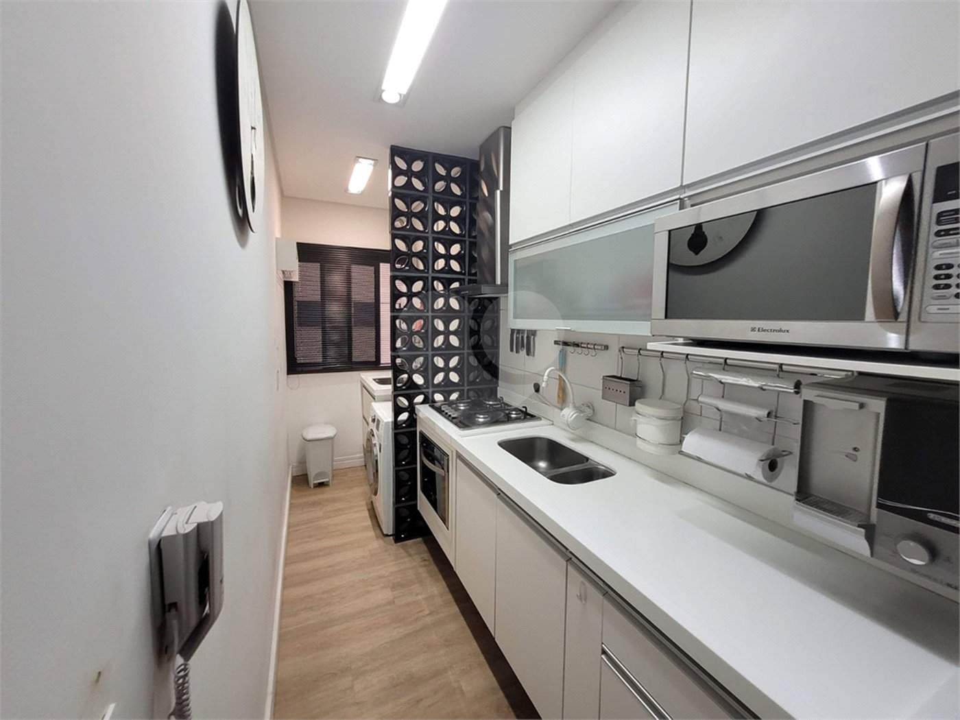 Apartamento à venda com 3 quartos, sendo 1 suíte, no Centro, Vinhedo, SP