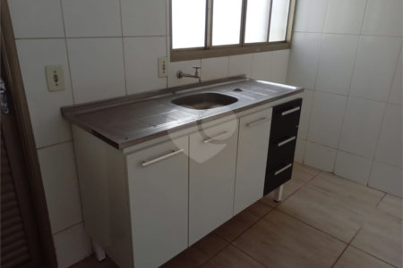 Casa à venda com 4 quartos, sendo 2 suítes, em Parque Gramado II, Araraquara, SP